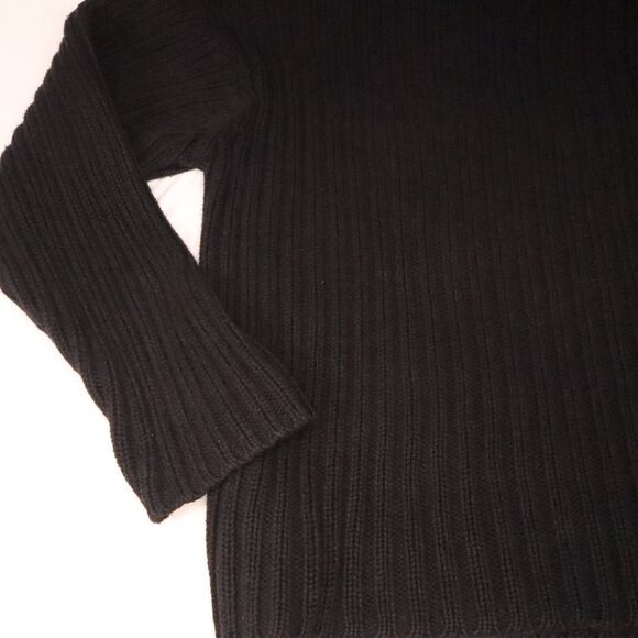 Black Turtle Neck Sweater Heavy Warm Cotton Gap Size Large Cable Knit Design - Picture 4 of 11